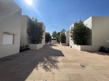 CASA EN CONDOMINIO EN CALLE CERRADA CON DOBLE SEGURIDAD