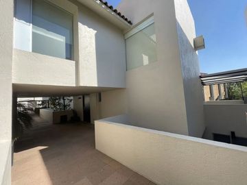 CASA EN CONDOMINIO EN CALLE CERRADA CON DOBLE SEGURIDAD
