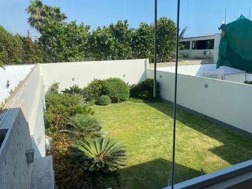 Moderna y funcional casa con amplios ambientes 🏡✨