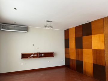 Moderna y funcional casa con amplios ambientes 🏡✨