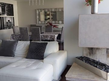 Moderna y funcional casa con amplios ambientes 🏡✨
