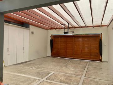 Moderna y funcional casa con amplios ambientes 🏡✨