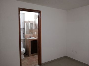 DEPARTAMENTO REMODELADO EN TLALNEMEX PRIMER PISO