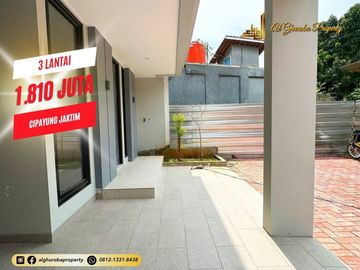 JUAL RUMAH MEWAH 3 LANTAI MURAH DEKAT TOL SETU BAMBU APUS MABES TNI CILANGKAP 1 MILYARAN