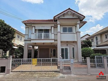 ขายบ้านเดี่ยว 52 ตรว. 3 ห้อง 3 ห้องน้ำ ประเวศ สวย ตกแต่งแล้ว