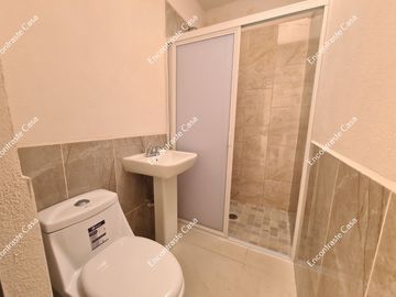 CASA NUEVA SOBRE CAMINO VIEJO A TEJERIAS