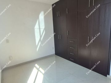 CASA NUEVA SOBRE CAMINO VIEJO A TEJERIAS