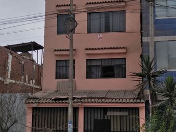 ¡Oportunidad en Villa El Salvador! Casa – Local ideal para vivir o invertir