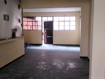 ¡Oportunidad en Villa El Salvador! Casa – Local ideal para vivir o invertir