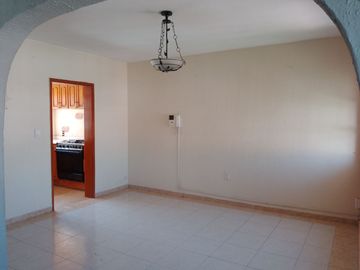 VENTA DE EDIFICIO DE 3 DEPARTAMENTOS PRODUCTIVOS