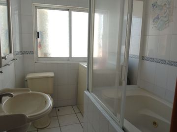 VENTA DE EDIFICIO DE 3 DEPARTAMENTOS PRODUCTIVOS