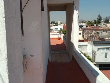 VENTA DE EDIFICIO DE 3 DEPARTAMENTOS PRODUCTIVOS