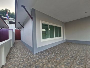 Pool villa, good atmosphere, mountain view, beautiful house in the project Bang Saray, Sattahip, Chonburi, Line ---, Miranda Village