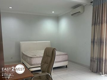 Disewakan Rumah Greencove BSD City Tangerang Selatan Bagus Nyaman Siap Huni Lingkungan Asri Hijau Strategis