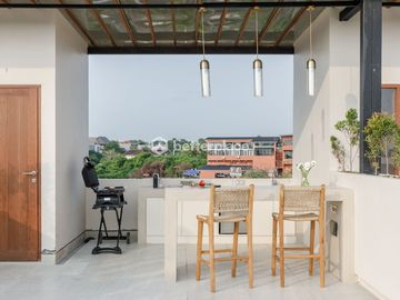 Modern Minimalism Two Bedroom Loft in Pererenan