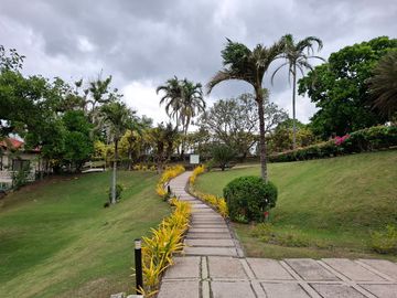 Luxury 1BR Beachfront Condo in Nasugbu Batangas