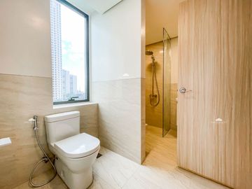 Move-In Ready! 1 Bedroom Condo for Sale in The Empress at Capitol Commons Pasig City