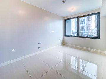 Flexible Payment Terms! Brand New Condo for Sale in The Empress at Capitol Commons Pasig City