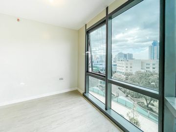 Rare Brand New 2-Bedroom 2BR Condo for Sale in Pasig City at The Empress at Capitol Common