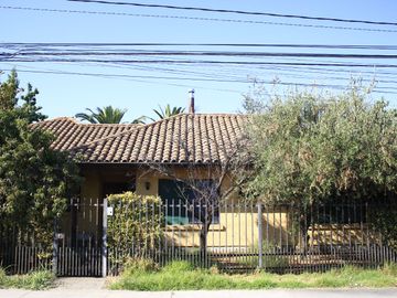 Hermosa casa en 5 Norte a pasos de UCM, Las Rastras