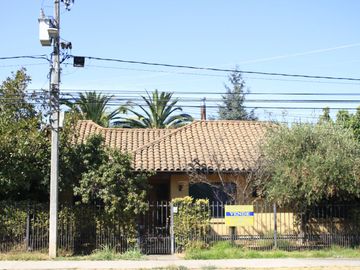 Hermosa casa en 5 Norte a pasos de UCM, Las Rastras