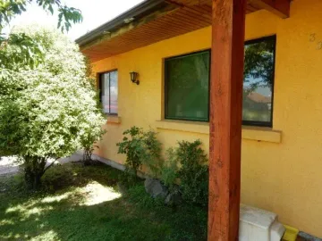 Hermosa casa en 5 Norte a pasos de UCM, Las Rastras