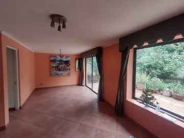 Hermosa casa en 5 Norte a pasos de UCM, Las Rastras