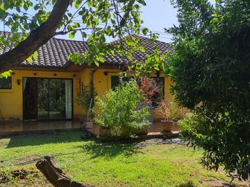 Hermosa casa en 5 Norte a pasos de UCM, Las Rastras