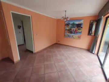 Hermosa casa en 5 Norte a pasos de UCM, Las Rastras