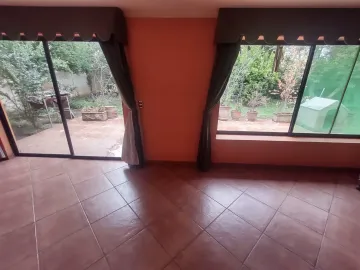 Hermosa casa en 5 Norte a pasos de UCM, Las Rastras