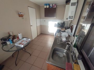 Hermosa casa en barrio consolidado, a pasos de C. Montessori