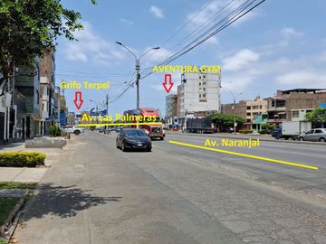 CASA EN VENTA EN PLENA AVENIDA NARANJAL A UNA CUADRA DE AV. PALMERAS, EN LOS OLIVOS