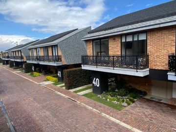 VENDO CASA CONJUNTO RINCON DE FONQUETA, CHIA – CUNDINAMARCA.