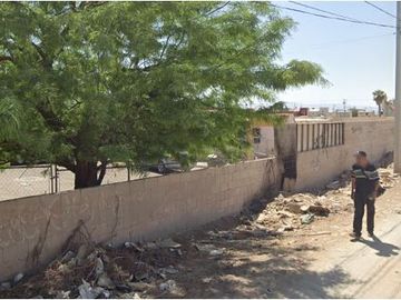 COHC (EMB) CASA EN VENTA EN HDA DE LOS PORTALES B.C.