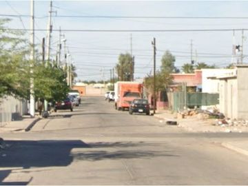 COHC (EMB) CASA EN VENTA EN HDA DE LOS PORTALES B.C.
