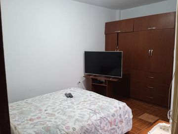 CASA EN VENTA A MEDIA CUADRA DEL MERCADO EL ALAMO, CERCA DE LA AV. PACASMAYO Y COLECTORA CALLAO