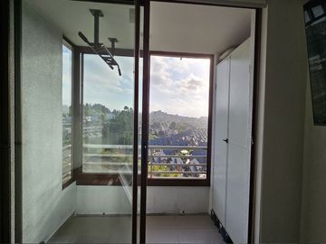 Con un Agradable Entorno, 2cuartos, 2 baños, Estacionamiento
