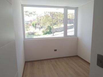 Nuevo Lomas de San Andrés, 2 cuartos, 2 baños, equipamiento