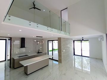 CASA EN VENTA EN MERIDA YUCATAN 4 RECAMARAS ZONA COUNTRY
