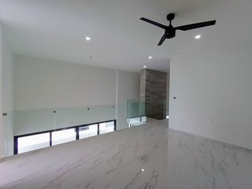CASA EN VENTA EN MERIDA YUCATAN 4 RECAMARAS ZONA COUNTRY