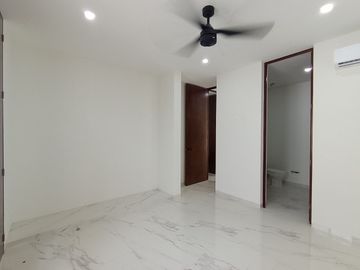 CASA EN VENTA EN MERIDA YUCATAN 4 RECAMARAS ZONA COUNTRY