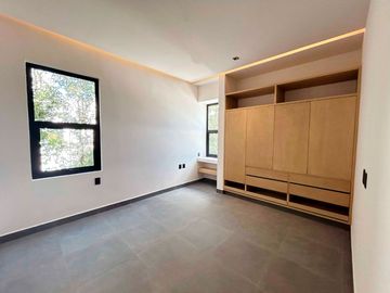 ESPECTACULAR CASA EN VENTA O RENTA EN VÍA CUMBRES