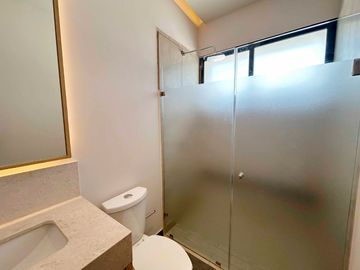 ESPECTACULAR CASA EN VENTA O RENTA EN VÍA CUMBRES