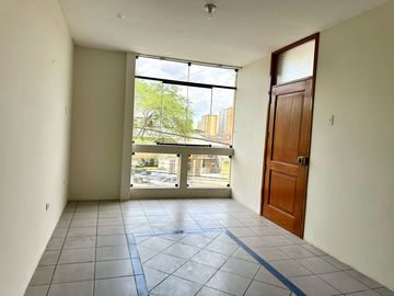 DEPARTAMENTO EN VENTA – URBANIZACION LAS MERCEDES PIURA