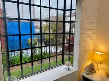 Buena y Linda Casa 4D 2B Remodelada en Condominio seguro