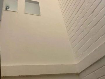 Buena y Linda Casa 4D 2B Remodelada en Condominio seguro
