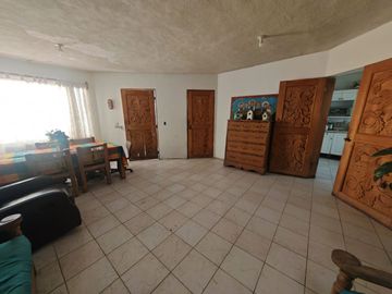 UN NIVEL CIMIENTOS 2º.PISO, COL JARDINES DE LA HACIENDA, CERCA NUEVO HOSPITAL GENERAL AMPLIOS A 12 MIN DEL CENTRO CERC DE AV. CONSTITUYENTES Y PROLONG