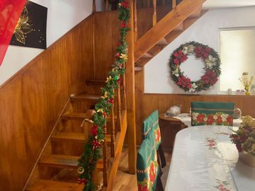 🏡 CASA EN VENTA – 2 PISOS, REGULARIZADA Y AMOBLADA 📍