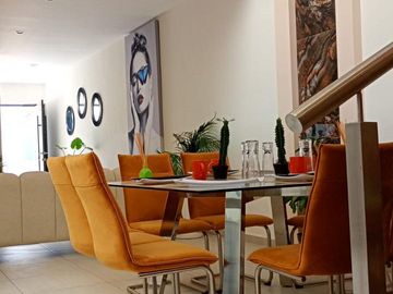 CASA EN VENTA EN CENNET