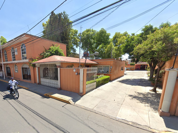 Casa En Venta en Centro de Tultepec, EDOMX - Remate Bancario YA ADJUDICADNO, Enorme propiedad.